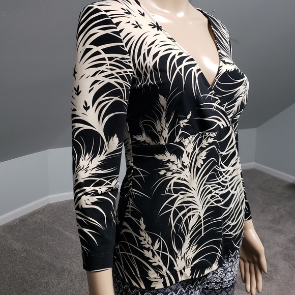 BCBGMAXAZRIA Blouse - Picture 3 of 5